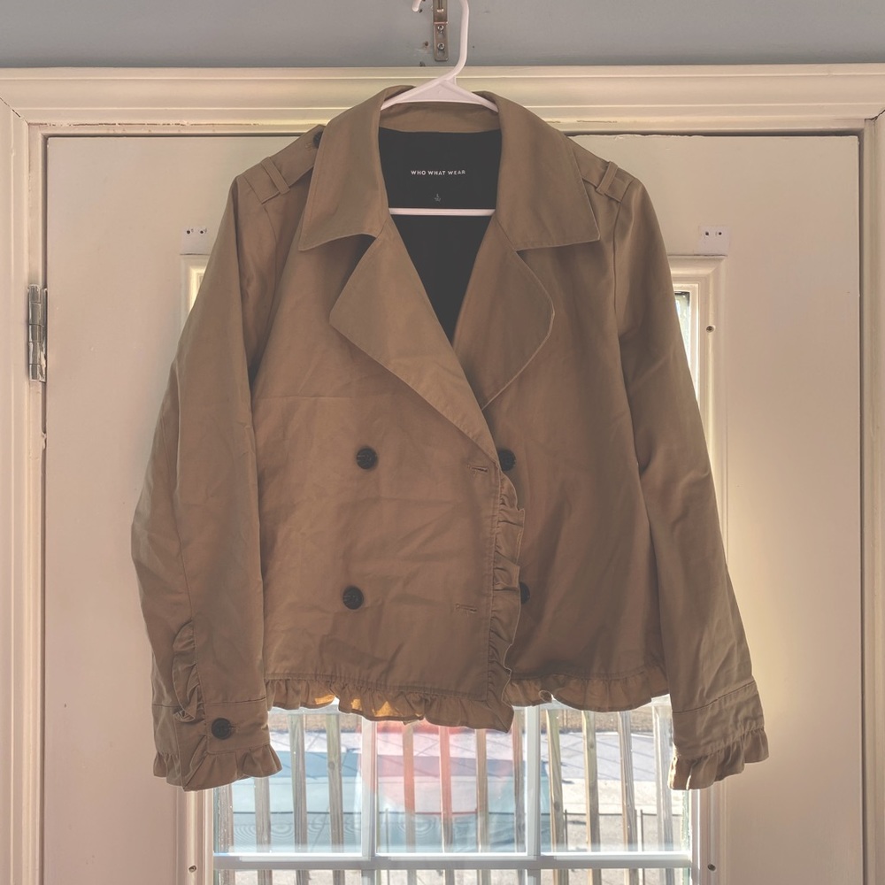 Trendy Cropped Trench Coat with Ruffles